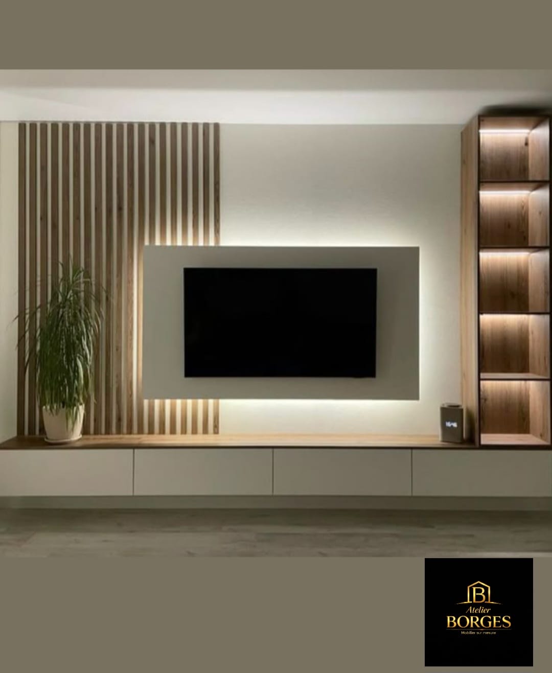 Salon TV moderne sur mesure avec éclairage LED intégré